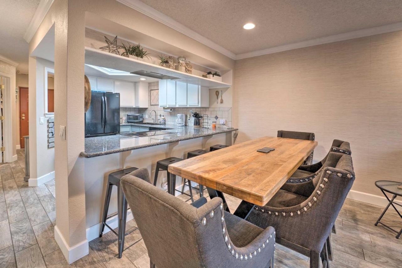 Lake Havasu Condo With Pool Access 1 Block To Beach Lake Havasu City Eksteriør bilde