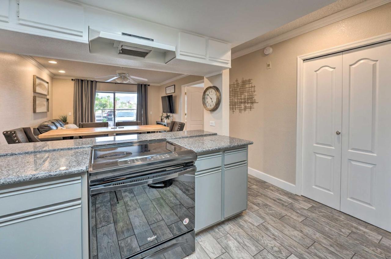 Lake Havasu Condo With Pool Access 1 Block To Beach Lake Havasu City Eksteriør bilde